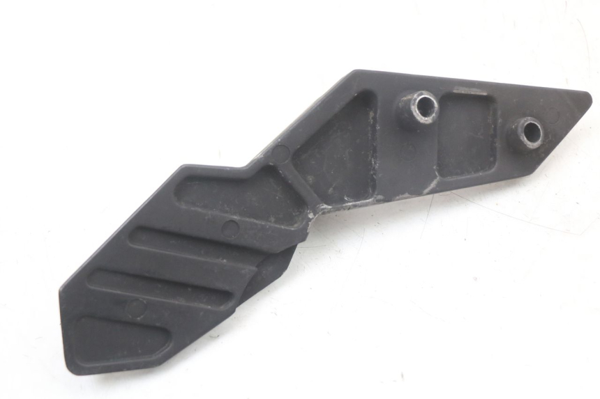 photo de PLATINE CALE PIED ARRIERE GAUCHE KYMCO SUPER 8 125 (2008 - 2015) - Vue d’ensemble