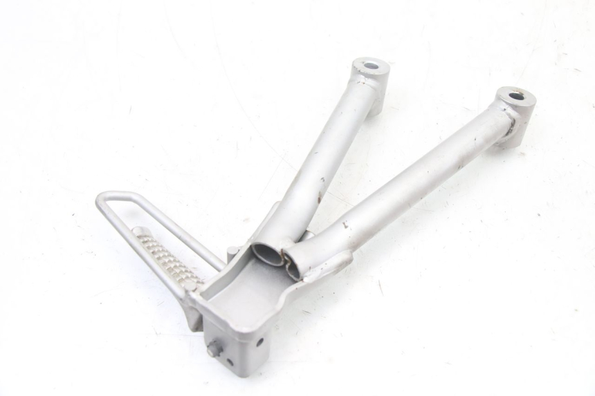 photo de PLATINE CALE PIED ARRIERE GAUCHE SUZUKI GSF S BANDIT 600 (2000 - 2004) - Points de fixation