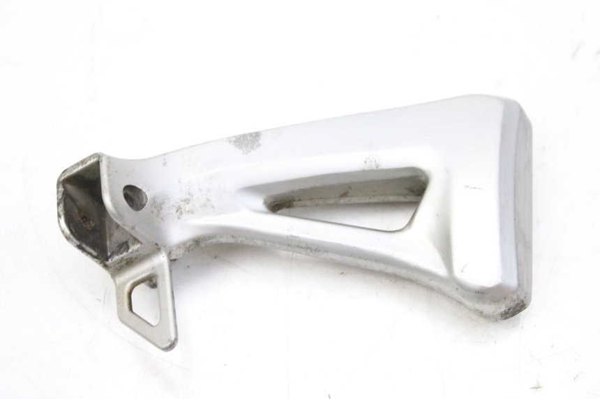 photo de PLATINE CALE PIED ARRIERE GAUCHE SUZUKI SV S 650 (1999 - 2002) - Zoom état d’usage