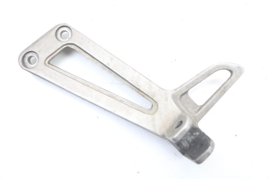 photo de PLATINE CALE PIED ARRIERE GAUCHE YAMAHA TDR DELTABOX 125 (1997 - 2003) - Détail de la pièce