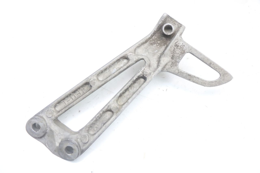 photo de PLATINE CALE PIED ARRIERE GAUCHE YAMAHA TDR DELTABOX 125 (1997 - 2003) - Autre angle de vue