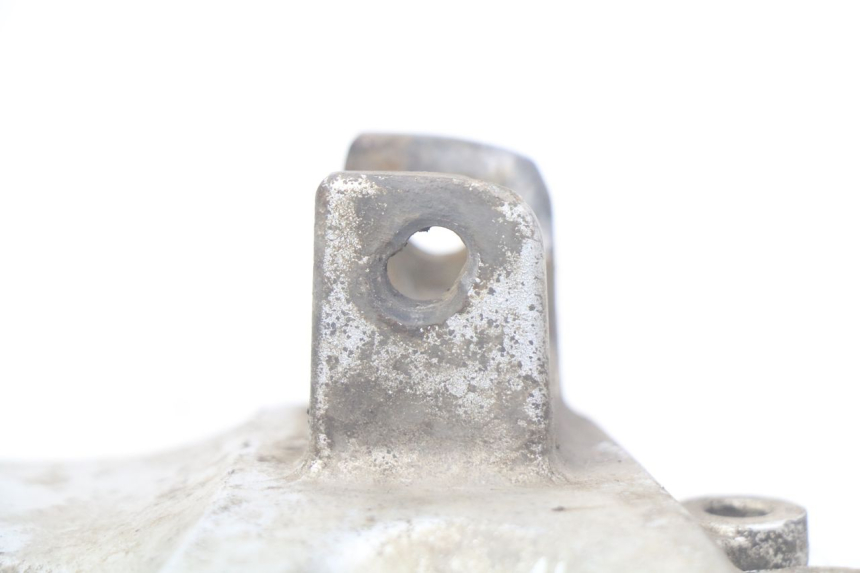 photo de PLATINE CALE PIED ARRIERE GAUCHE SUZUKI XF FREEWIND 650 (1997 - 2003) - Autre angle de vue