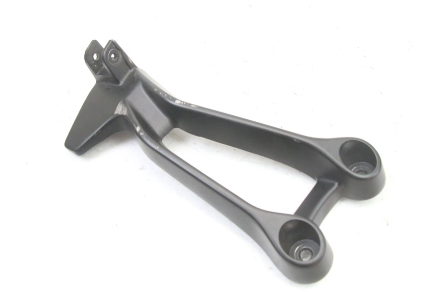 photo de PLATINE CALE PIED ARRIERE GAUCHE YAMAHA TRACER 7 700 (2020 - 2024) - Zoom état d’usage