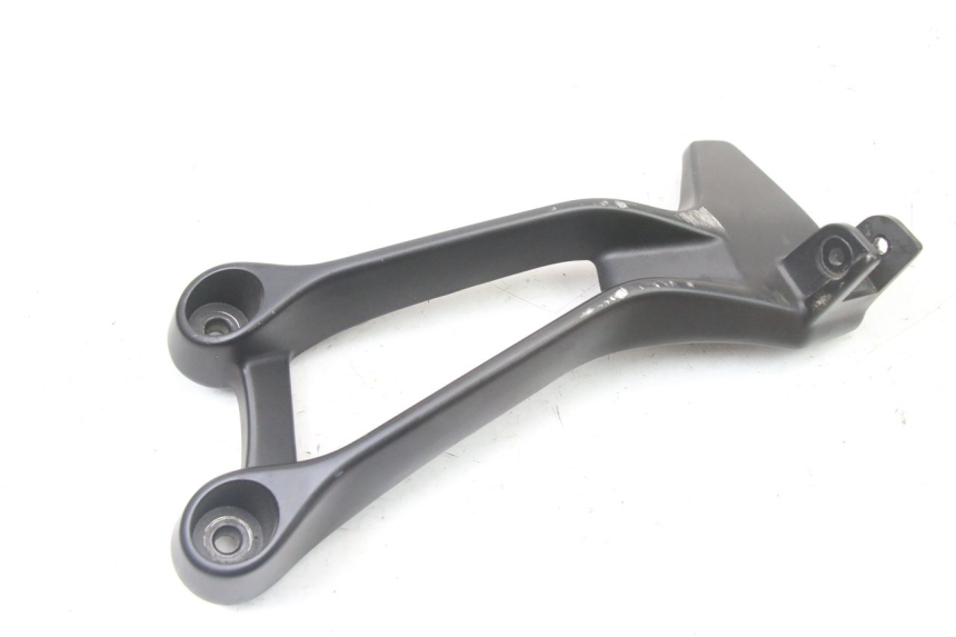 photo de PLATINE CALE PIED ARRIERE GAUCHE YAMAHA TRACER 7 700 (2020 - 2024) - Autre angle de vue