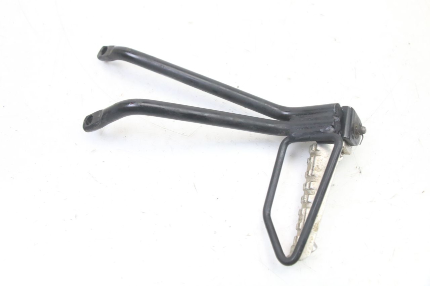 photo de PLATINE CALE PIED ARRIERE GAUCHE YAMAHA TZR 50 (2008 - 2016) - Points de fixation