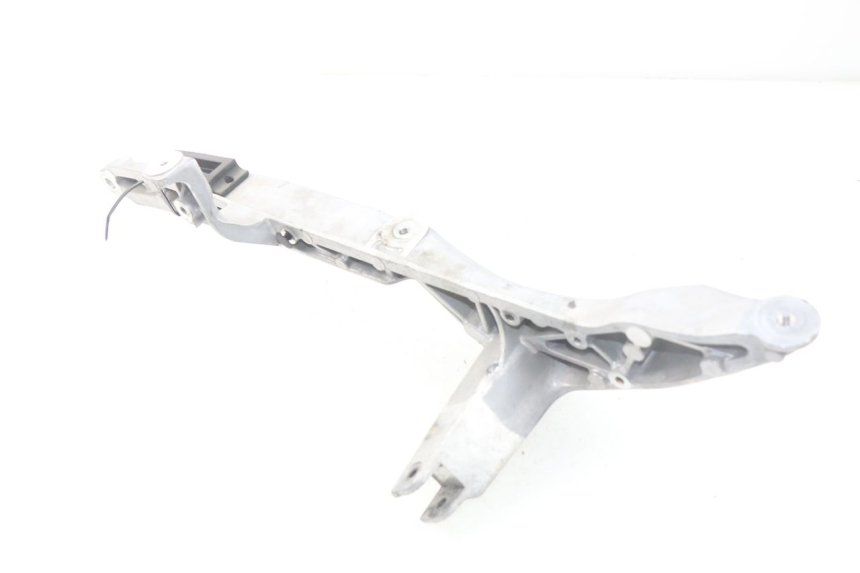 photo de PLATINE CALE PIED ARRIERE GAUCHE YAMAHA YP T-MAX TMAX 530 (2017 - 2020) - Vue principale