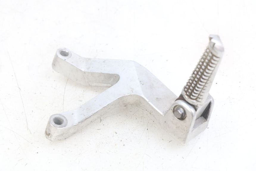 photo de PLATINE CALE PIED ARRIERE GAUCHE YAMAHA YZF R THUNDERCAT 600 (1996 - 2003) - Vue principale