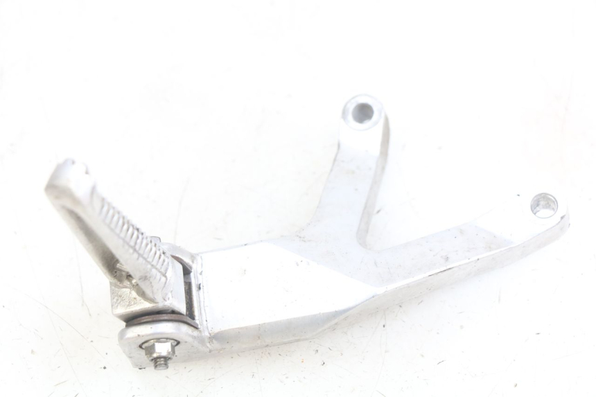 photo de PLATINE CALE PIED ARRIERE GAUCHE YAMAHA YZF R THUNDERCAT 600 (1996 - 2003) - Vue d’ensemble