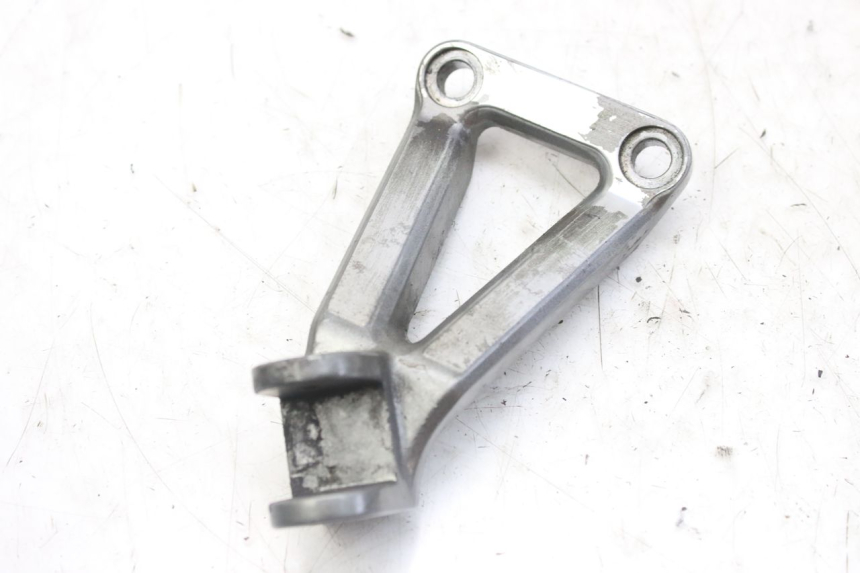 photo de PLATINE CALE PIED ARRIERE GAUCHE KAWASAKI ZX-6R ZX6R 600 (1995 - 1997) - Vue principale