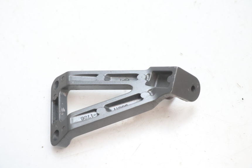 photo de PLATINE CALE PIED ARRIERE GAUCHE KAWASAKI ZX-6R ZX6R 600 (1995 - 1997) - Autre angle de vue