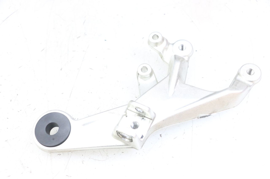 photo de PLATINE CALE PIED AVANT DROIT BMW S RR ABS S1000RR 1000 (2015 - 2018) - Vue principale