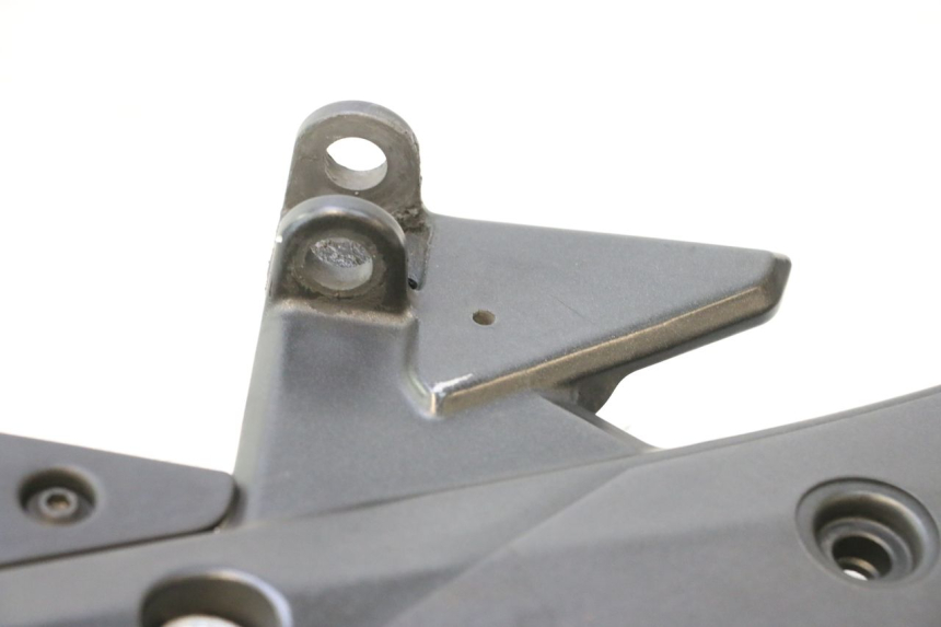 photo de PLATINE CALE PIED AVANT DROIT KAWASAKI ER-6 ER6 F ABS 650 (2012 - 2016) - Autre angle de vue