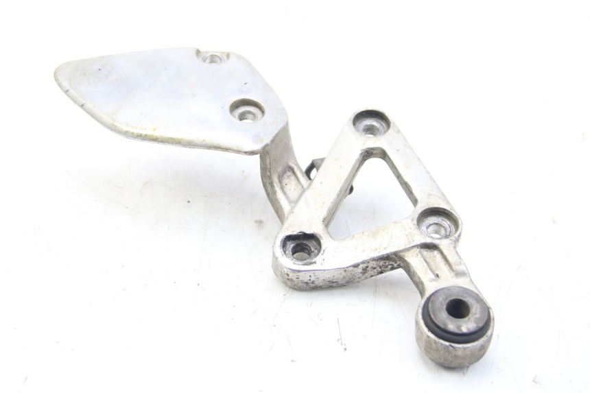 photo de PLATINE CALE PIED AVANT DROIT YAMAHA FZS FAZER 600 (2001 - 2003) - Vue principale