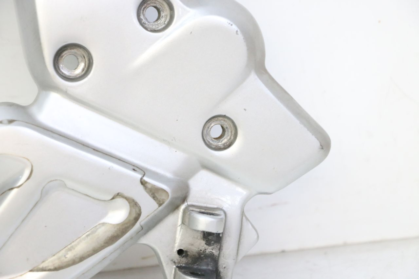 photo de PLATINE CALE PIED AVANT DROIT BMW G310 R 310 (2016 - 2020) - Pièce contrôlée