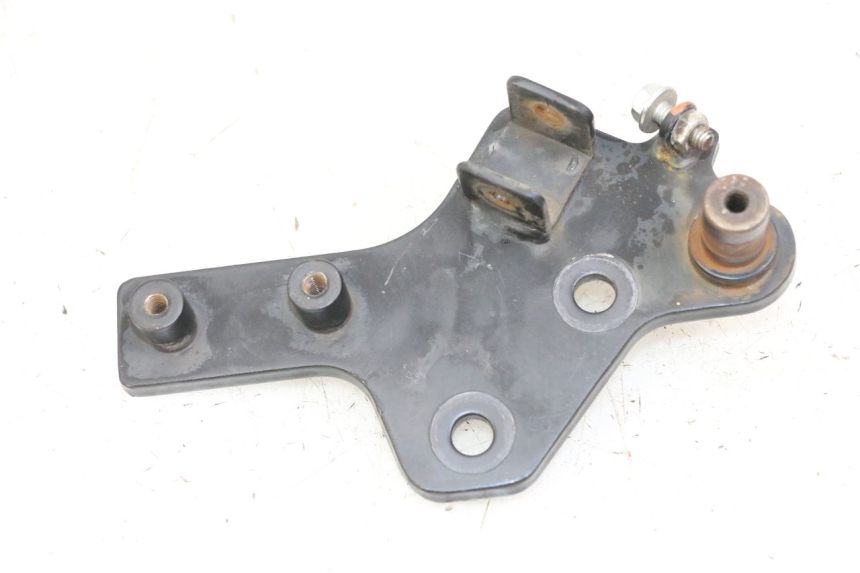 photo de PLATINE CALE PIED AVANT DROIT KEEWAY K-LIGHT KLIGHT 125 (2018 - 2025) - Vue principale