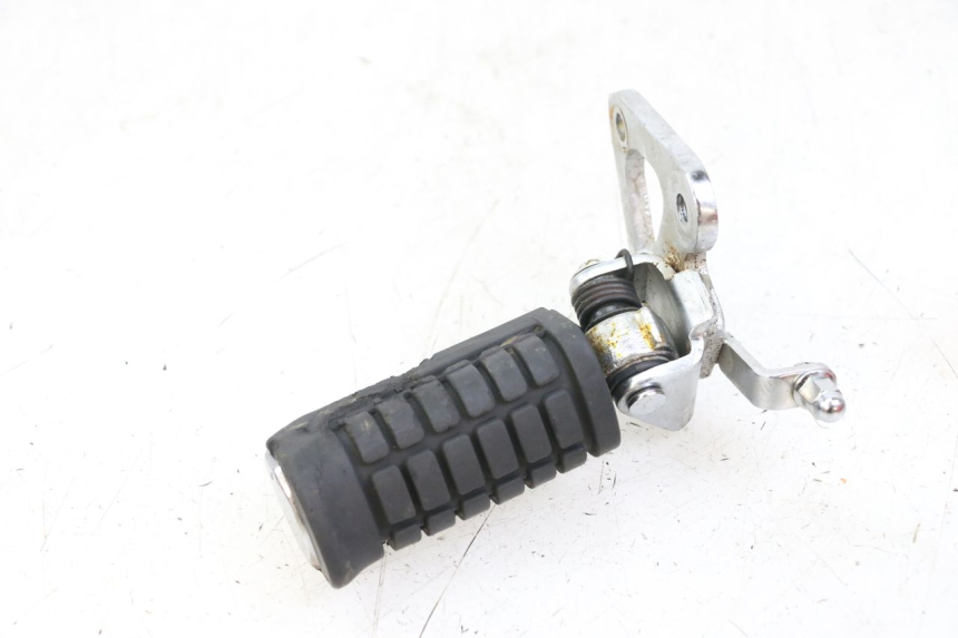 photo de PLATINE CALE PIED AVANT DROIT REGAL RAPTOR RAXTER 2 125 (2007 - 2015) - Détail de la pièce