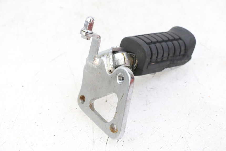 photo de PLATINE CALE PIED AVANT DROIT REGAL RAPTOR RAXTER 2 125 (2007 - 2015) - Vue d’ensemble