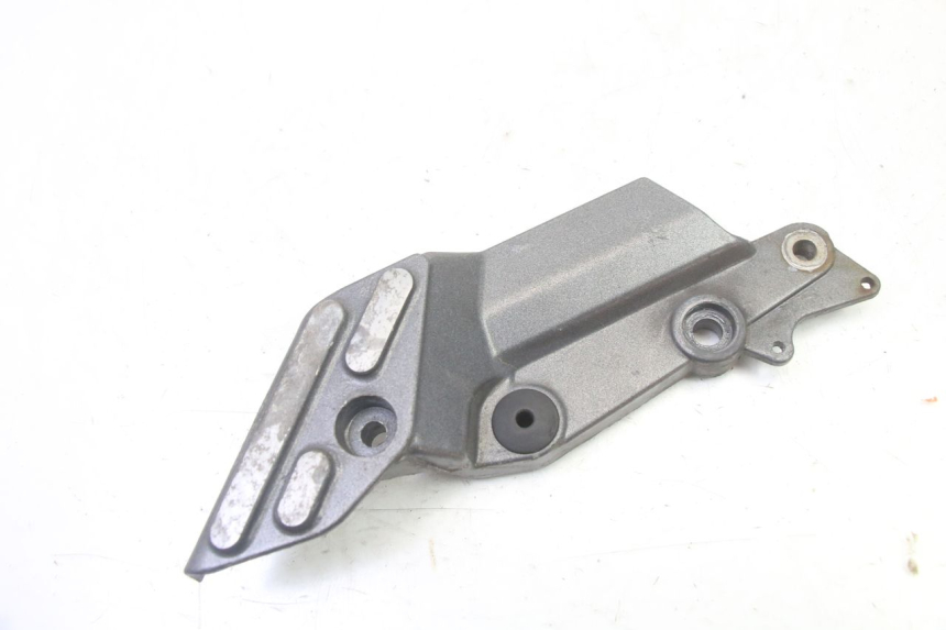 photo de PLATINE CALE PIED AVANT DROIT TRIUMPH SPRINT 900 (1995 - 1998) - Vue principale