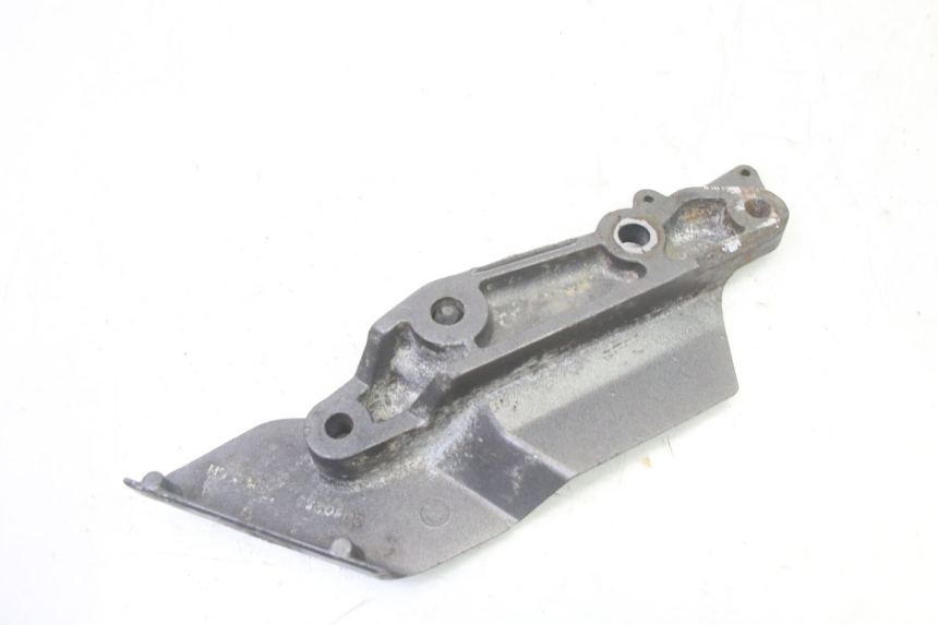 photo de PLATINE CALE PIED AVANT DROIT TRIUMPH SPRINT 900 (1995 - 1998) - Vue d’ensemble