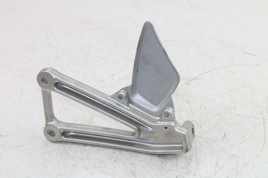 photo de PLATINE CALE PIED AVANT DROIT DUCATI ST3 992 (2006 - 2008) - Gros plan technique
