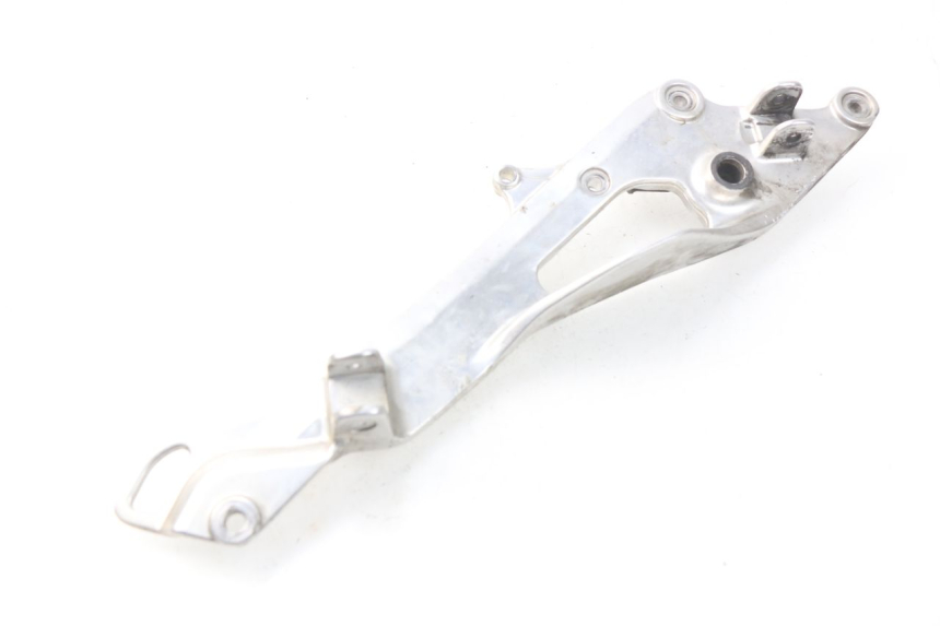 photo de PLATINE CALE PIED AVANT DROIT YAMAHA TDM ABS 900 (2002 - 2014) - Vue principale