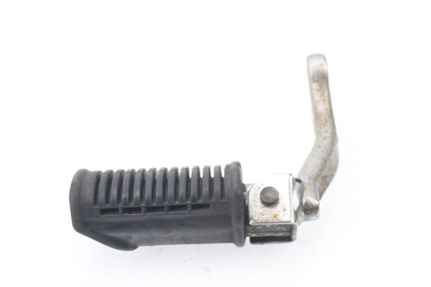 photo de PLATINE CALE PIED AVANT DROIT SUZUKI TU X TUX VOLTY 125 (1999 - 2001) - Zoom état d’usage