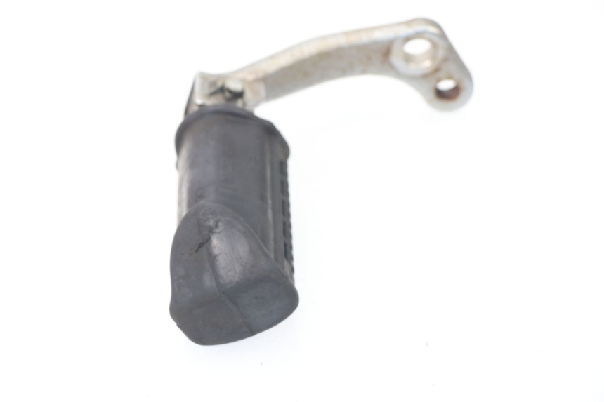 photo de PLATINE CALE PIED AVANT DROIT SUZUKI TU X TUX VOLTY 125 (1999 - 2001) - Vue d’ensemble