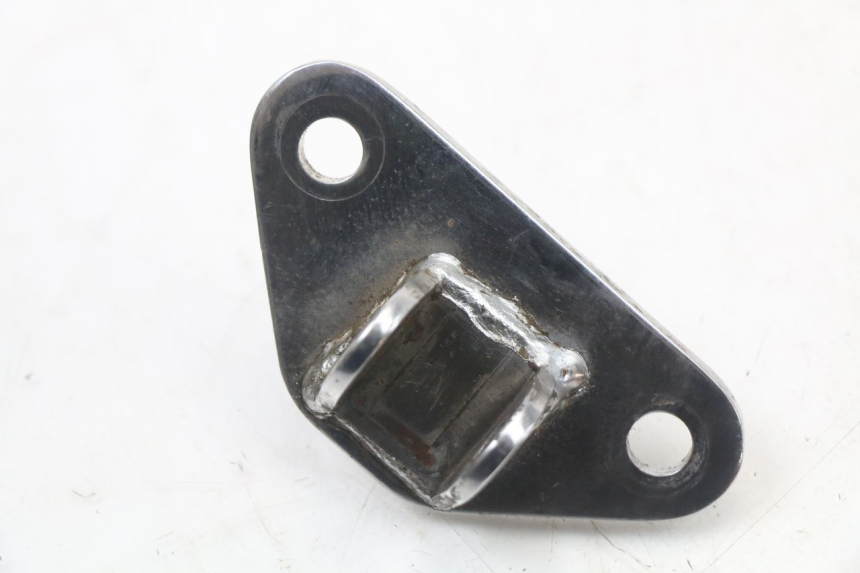 photo de PLATINE CALE PIED AVANT GAUCHE HYOSUNG GV AQUILA 125 (2000 - 2009) - Vue principale