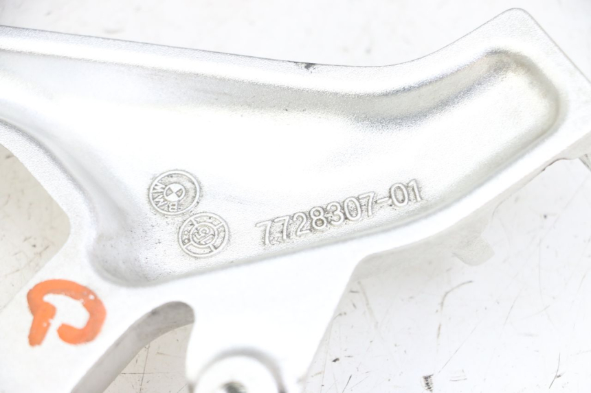 photo de PLATINE CALE PIED AVANT GAUCHE BMW S RR ABS S1000RR 1000 (2015 - 2018) - Détail de la pièce