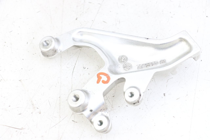 photo de PLATINE CALE PIED AVANT GAUCHE BMW S RR ABS S1000RR 1000 (2015 - 2018) - Zoom état d’usage