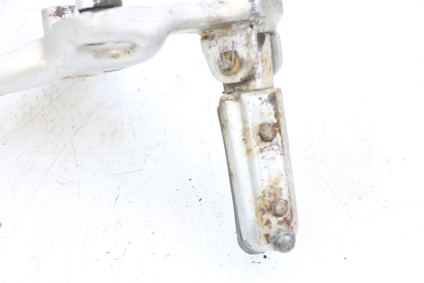 photo de PLATINE CALE PIED AVANT GAUCHE MAG POWER BOMBERS 4T 50 (2016 - 2026) - Autre angle de vue