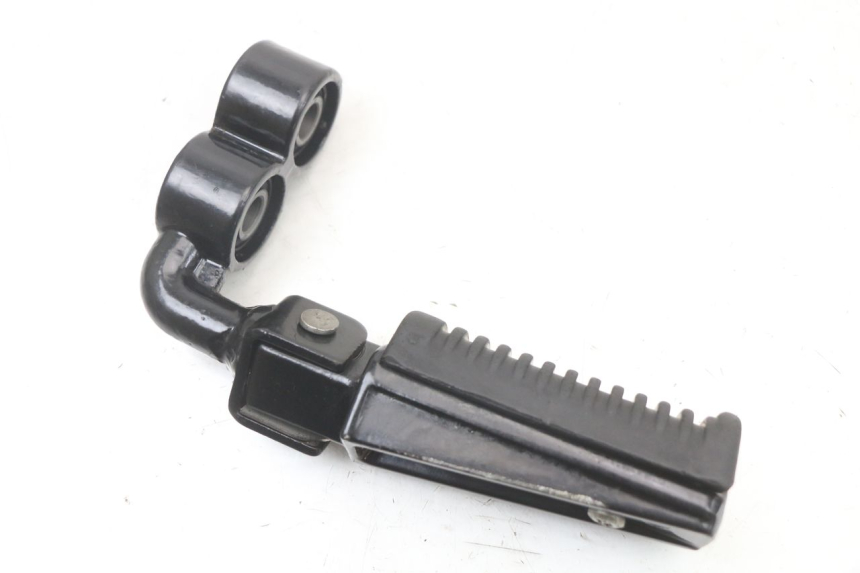 photo de PLATINE CALE PIED AVANT GAUCHE ARCHIVE CAFE RACER 4T 50 (2019 - 2024) - Détail de la pièce