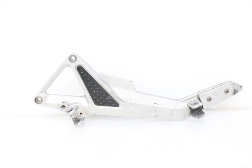 photo de PLATINE CALE PIED AVANT GAUCHE HONDA CB F HORNET 600 (2005 - 2006) - Vue principale