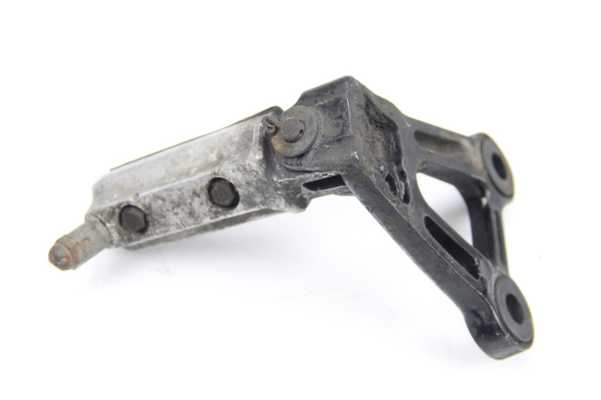 photo de PLATINE CALE PIED AVANT GAUCHE HONDA CBR F SC21 1000 (1986 - 1992) - Zoom état d’usage