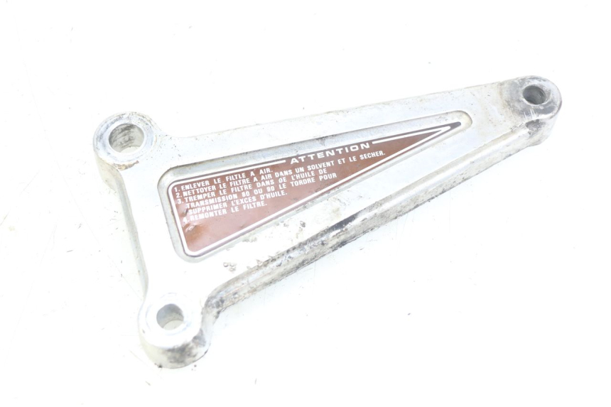 photo de PLATINE CALE PIED AVANT GAUCHE HONDA CM 125 (1983 - 2003) - Vue principale
