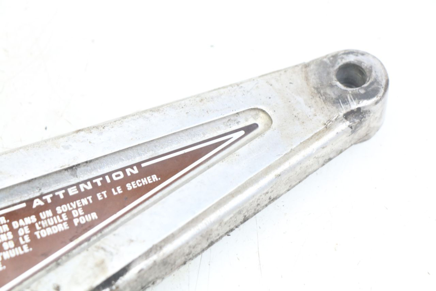 photo de PLATINE CALE PIED AVANT GAUCHE HONDA CM 125 (1983 - 2003) - Zoom état d’usage