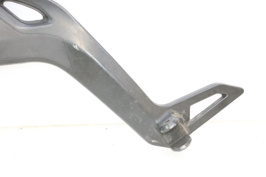 photo de PLATINE CALE PIED AVANT GAUCHE KAWASAKI ER-6 ER6 F ABS 650 (2012 - 2016) - Points de fixation