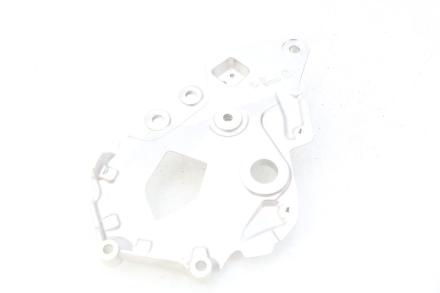 photo de PLATINE CALE PIED AVANT GAUCHE BMW F GS K81 850 (2018 - 2023) - Gros plan technique