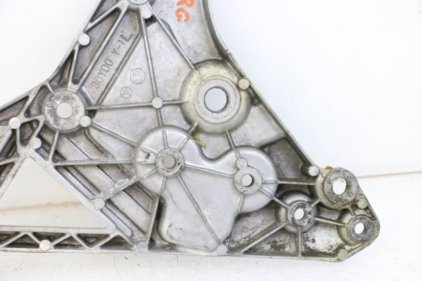 photo de PLATINE CALE PIED AVANT GAUCHE YAMAHA FJ 36Y 1100 (1984 - 1985) - Gros plan technique