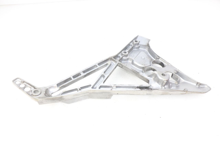 photo de PLATINE CALE PIED AVANT GAUCHE YAMAHA FJ 3CX 1200 (1986 - 1996) - Détail de la pièce