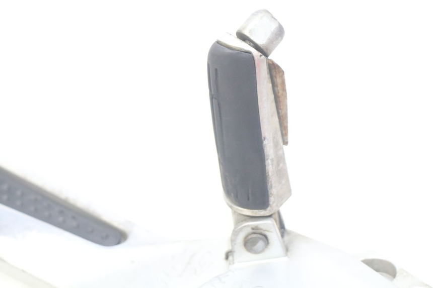 photo de PLATINE CALE PIED AVANT GAUCHE YAMAHA FJR ABS 1300 (2006 - 2012) - Vue d’ensemble