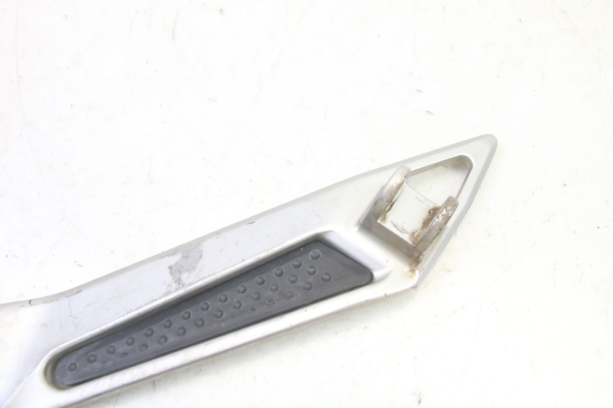 photo de PLATINE CALE PIED AVANT GAUCHE YAMAHA FJR ABS 1300 (2006 - 2012) - Zoom état d’usage