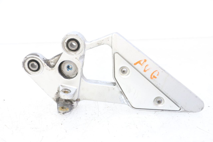 photo de PLATINE CALE PIED AVANT GAUCHE YAMAHA FZ6 FAZER S2 600 (2007 - 2011) - Vue principale