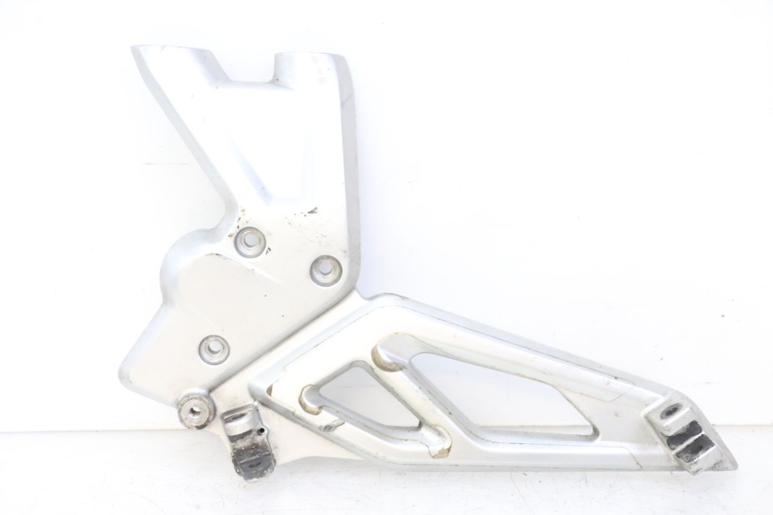 photo de PLATINE CALE PIED AVANT GAUCHE BMW G310 R 310 (2016 - 2020) - Vue principale