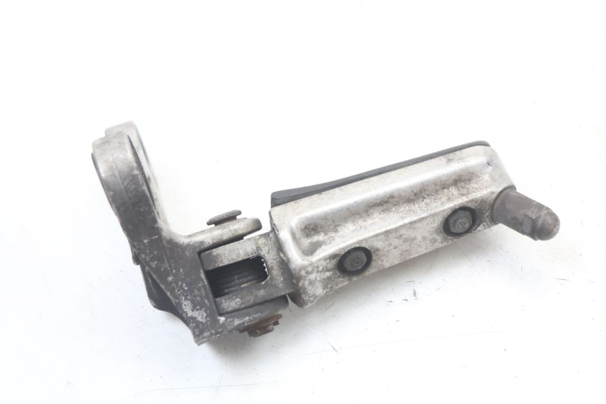 photo de PLATINE CALE PIED AVANT GAUCHE HONDA CBR F 1000 (1993 - 1996) - Points de fixation