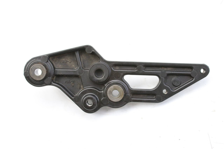 photo de PLATINE CALE PIED AVANT GAUCHE YAMAHA MT-07 MT07 700 (2018 - 2020) - Autre angle de vue