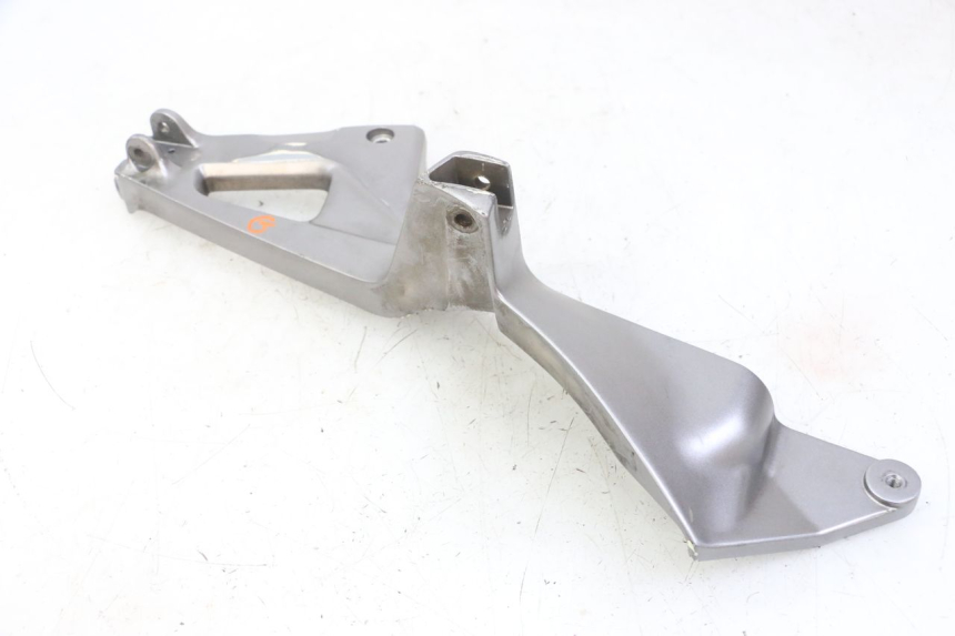 photo de PLATINE CALE PIED AVANT GAUCHE HONDA NTV DEAUVILLE ABS 700 (2007 - 2016) - Vue d’ensemble