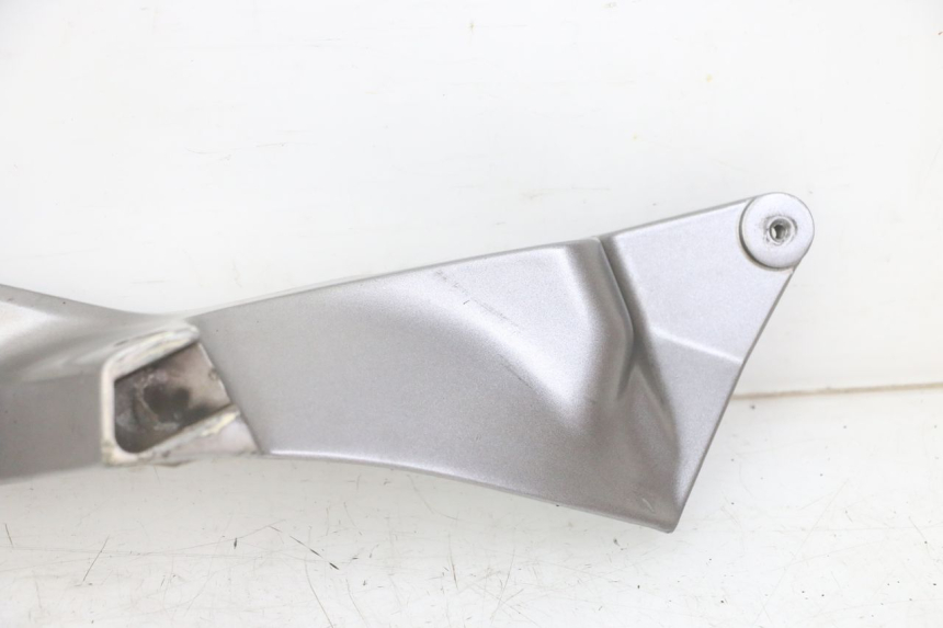 photo de PLATINE CALE PIED AVANT GAUCHE HONDA NTV DEAUVILLE ABS 700 (2007 - 2016) - Marquages et références