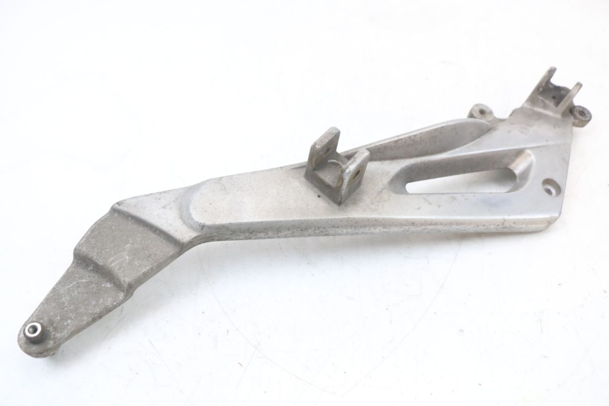 photo de PLATINE CALE PIED AVANT GAUCHE HONDA NTV DEAUVILLE 650 (1998 - 2001) - Autre angle de vue