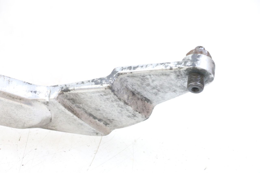 photo de PLATINE CALE PIED AVANT GAUCHE HONDA NTV DEAUVILLE 650 (1998 - 2001) - Marquages et références